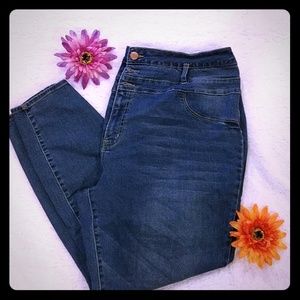 High waisted jeans